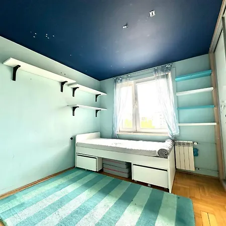 Mieszkanie 3 Apartment *